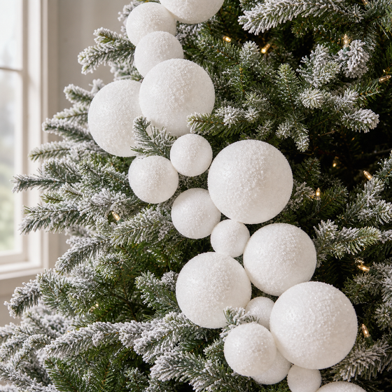 4 FT Snowy White Ball Garland
