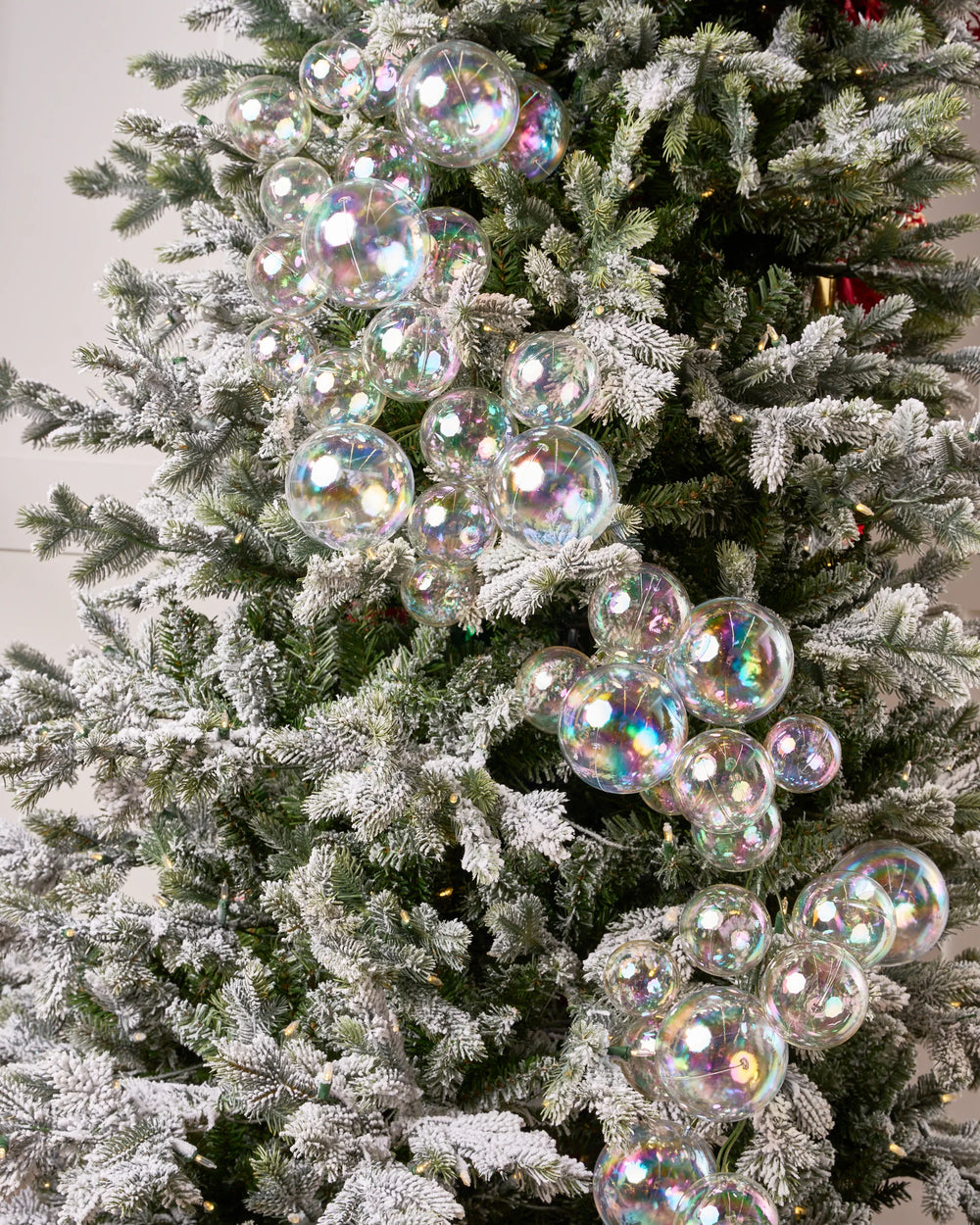 4 FT Clear Irisdecent Ball Garland