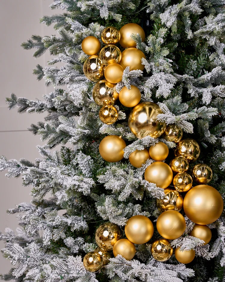 4 FT Gold Shiny & Matte Ball Garland