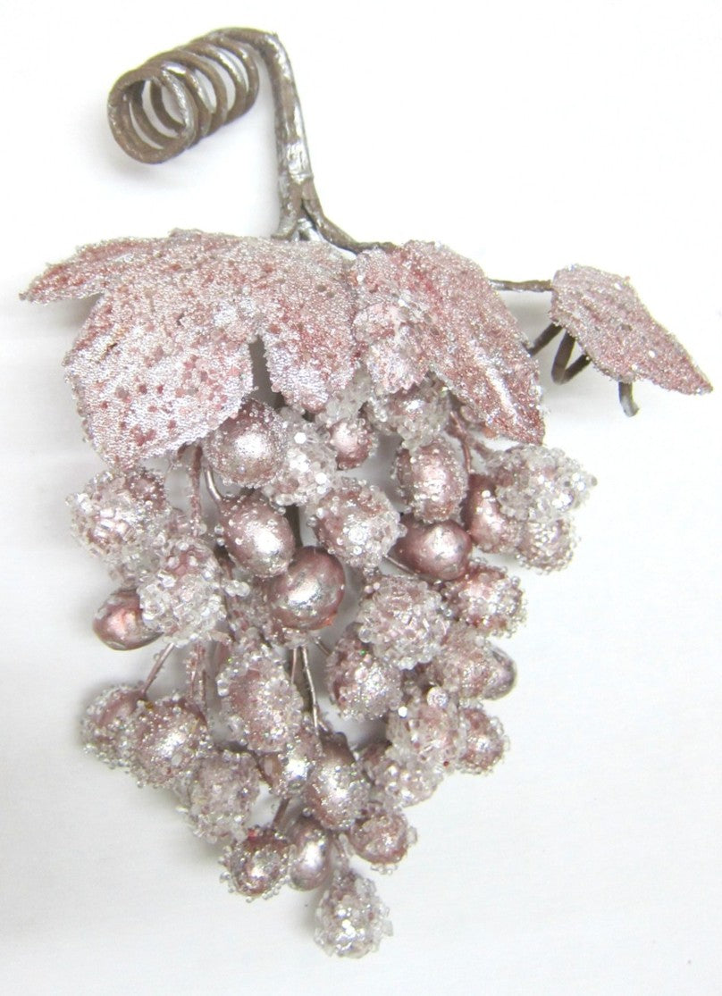 13" Grape Cluster With Leaves