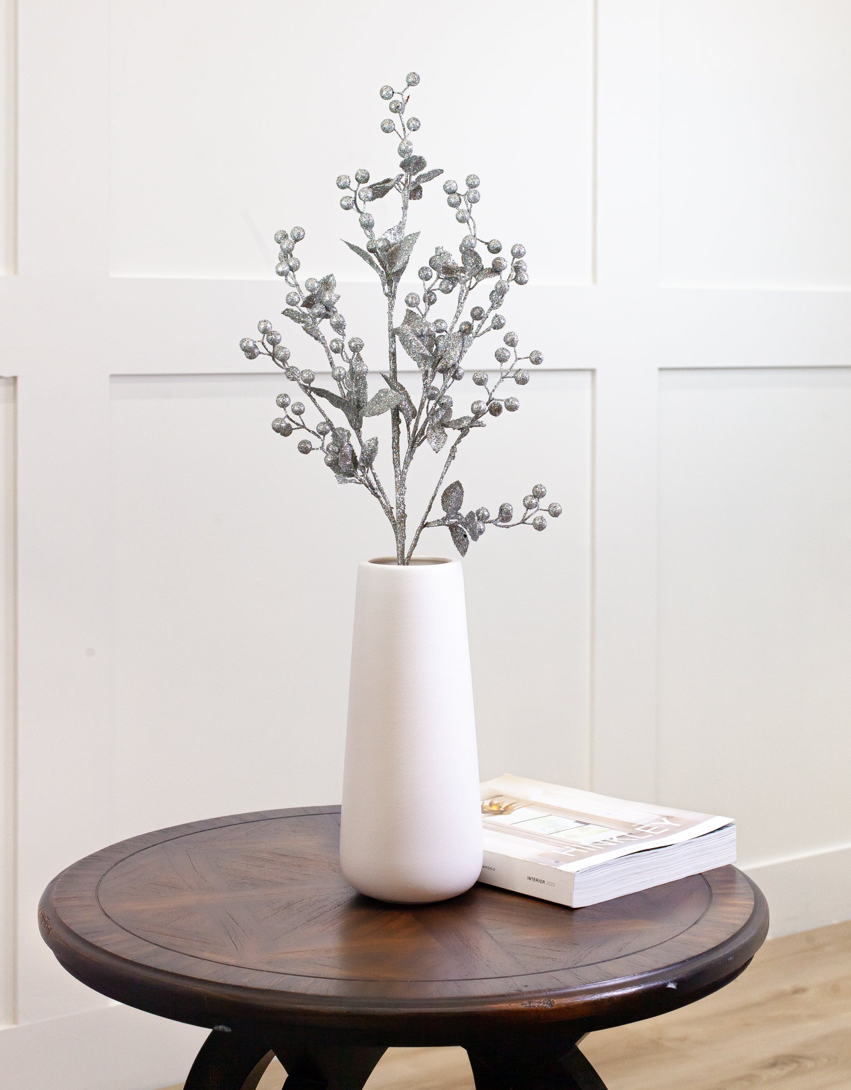 25" Glitter Leaf Spray