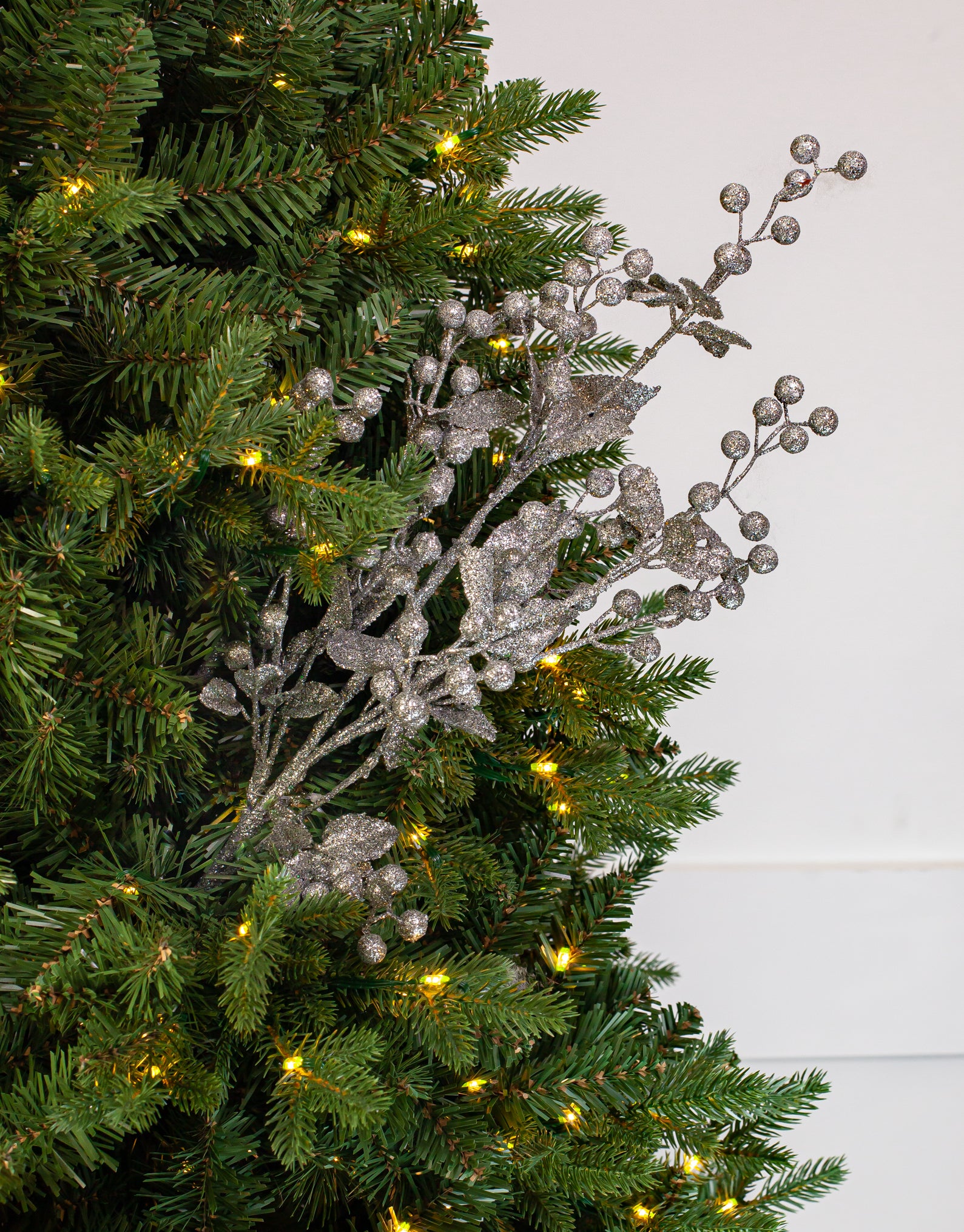 25" Glitter Leaf Spray