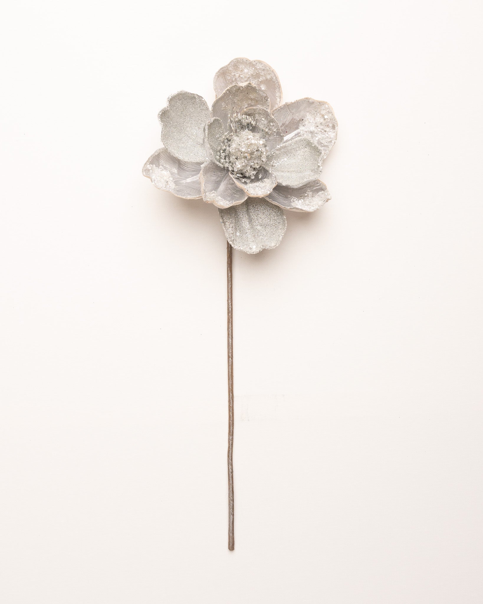 18" Icy Magnolia Stem