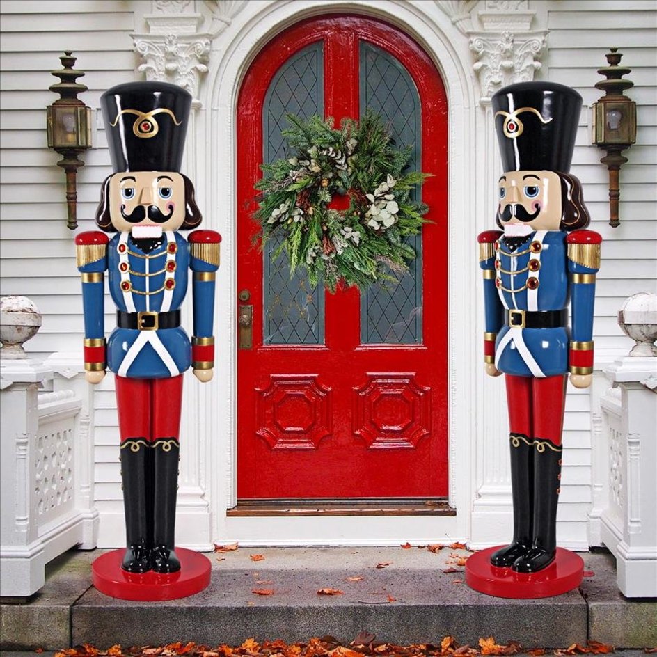6 FT Blue & Red Soldier