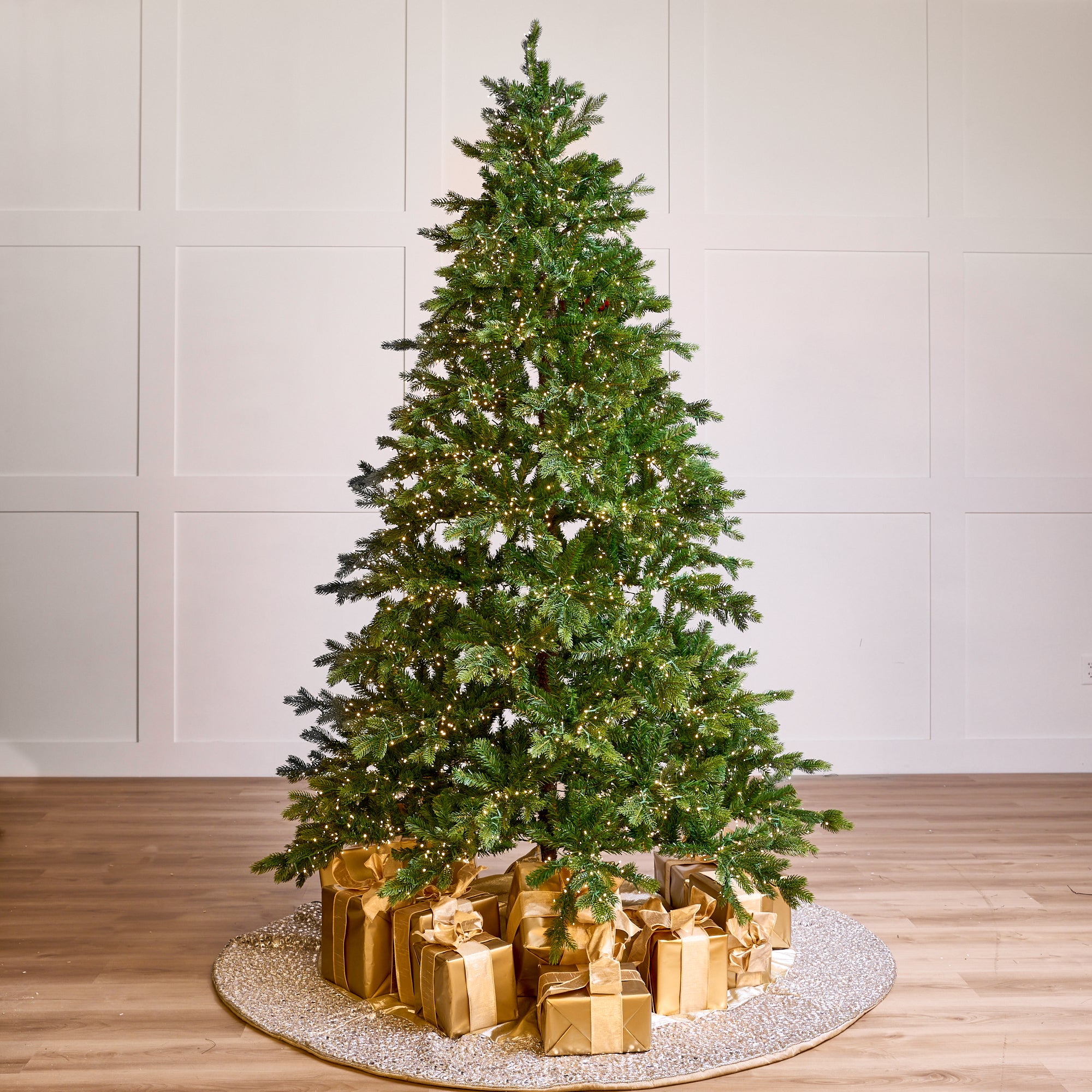 Galloway Spruce Tree Pre Lit Warm White Led Lights With Twinkle Effect