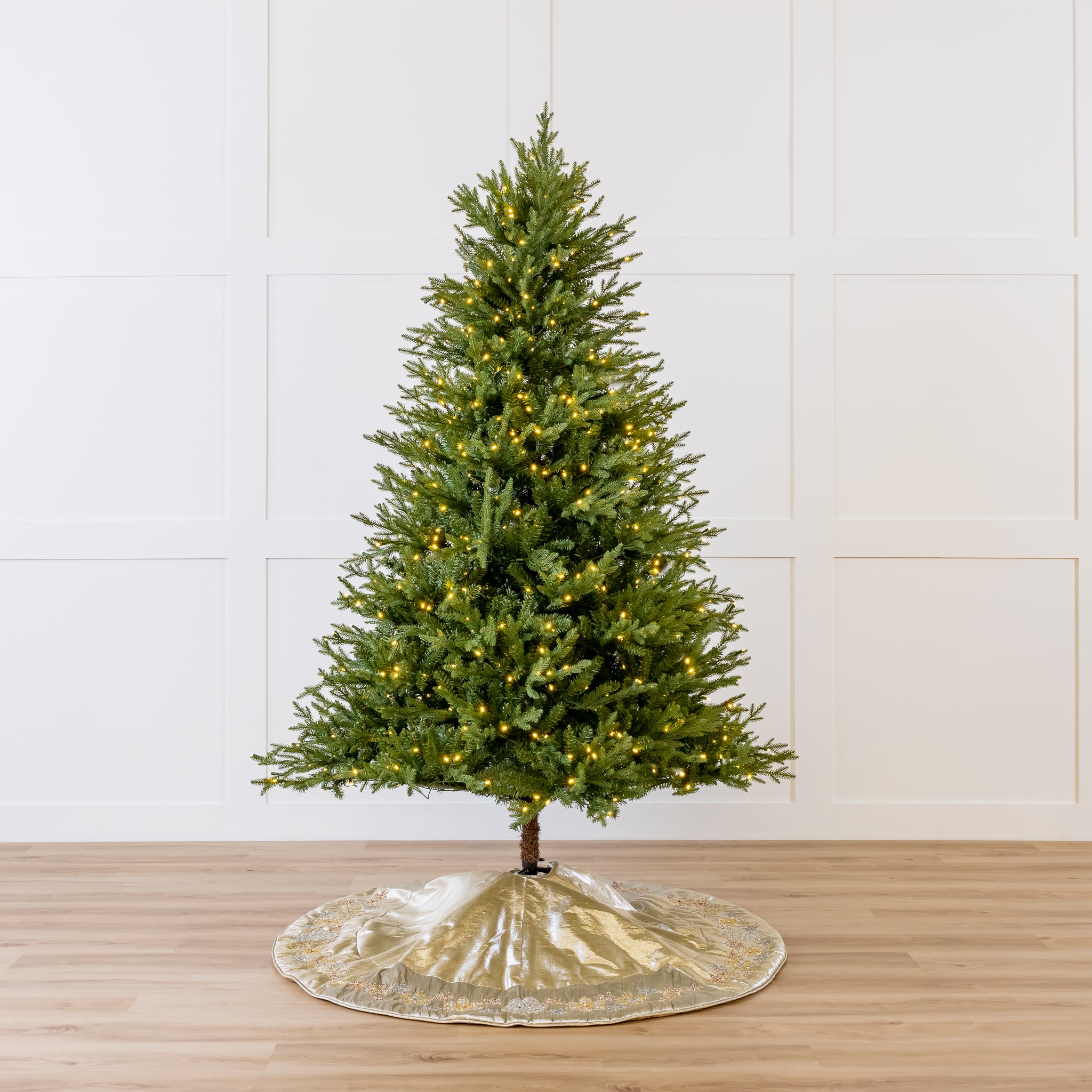 Kentucky Fir Tree Pre Lit Warm White LED Lights