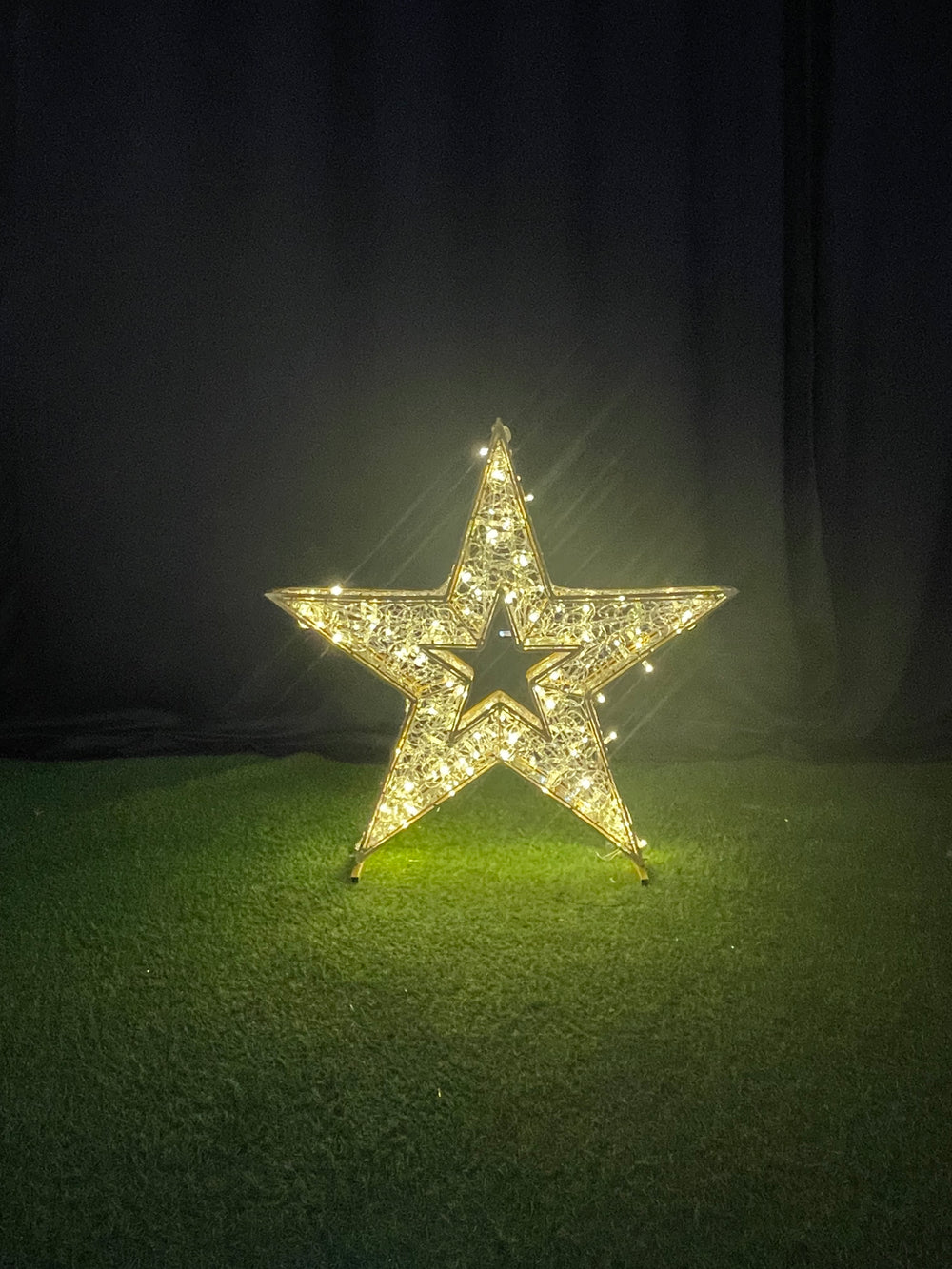 3 FT 3D Star Warm White With Cool White Flashing Effect