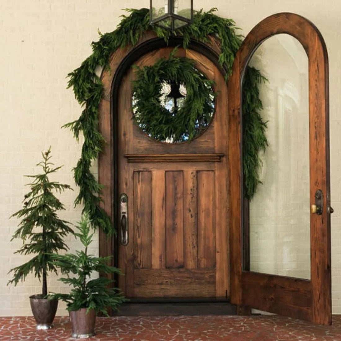 28" Forest Norfolk Pine Wreath