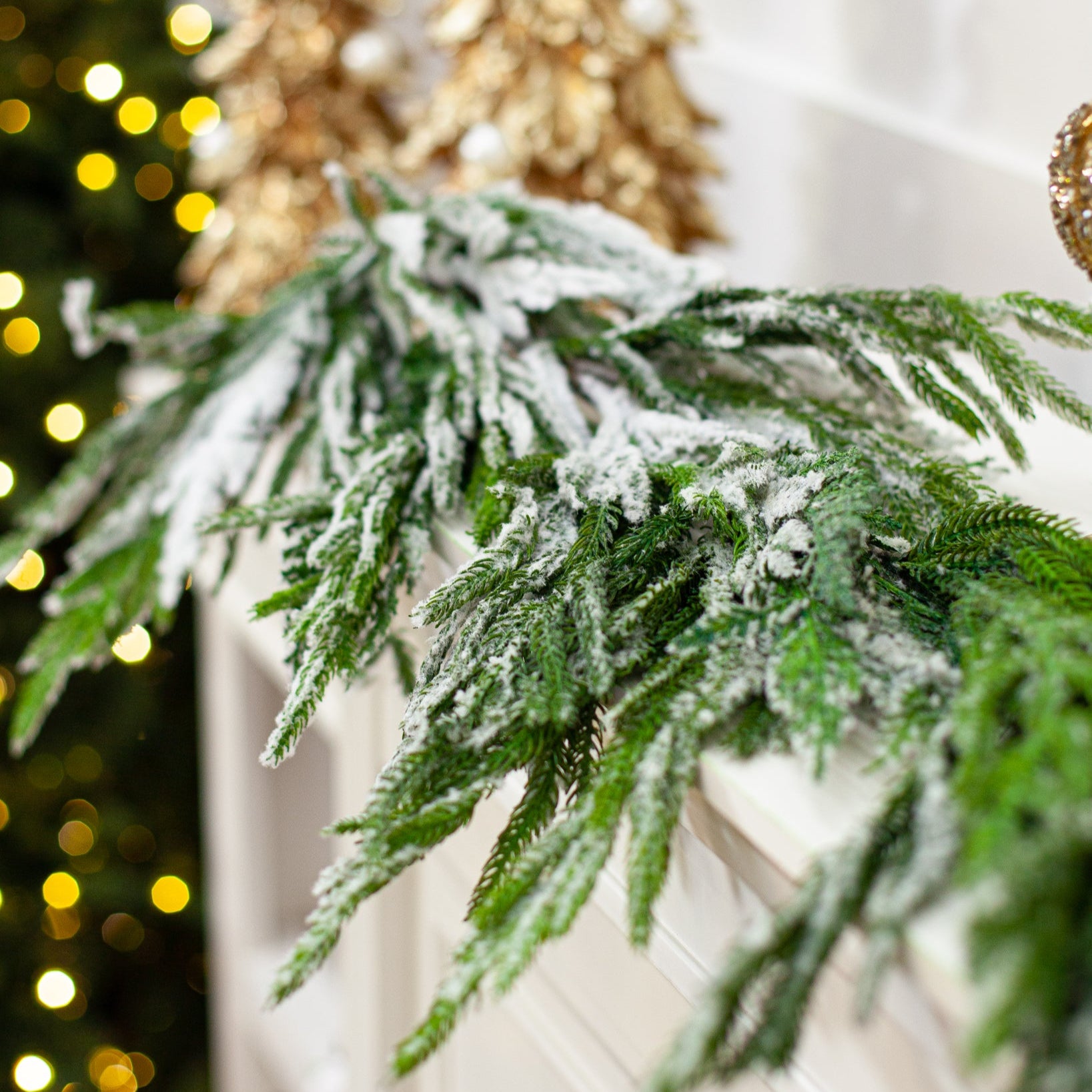 4 FT Norfolk Flocked Garland