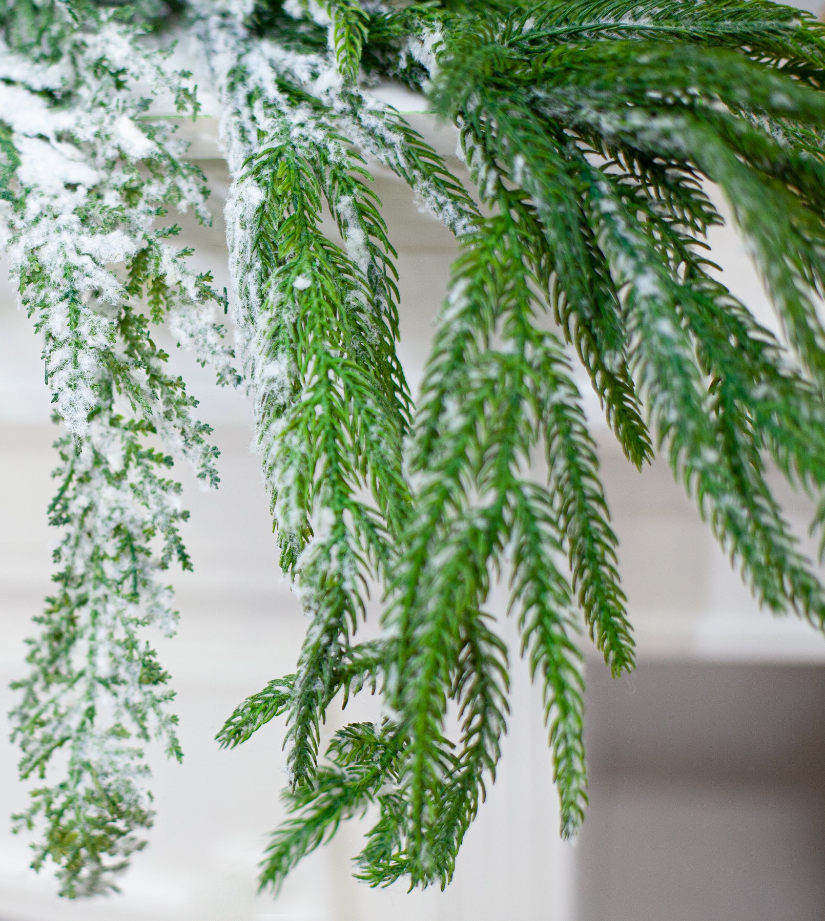 4 FT Norfolk Flocked Garland