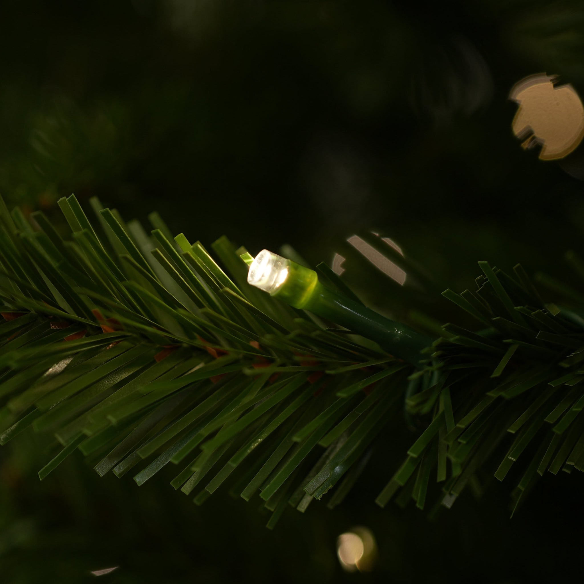 Mountain Spruce Tree Pre-Lit Warm White LED Lights