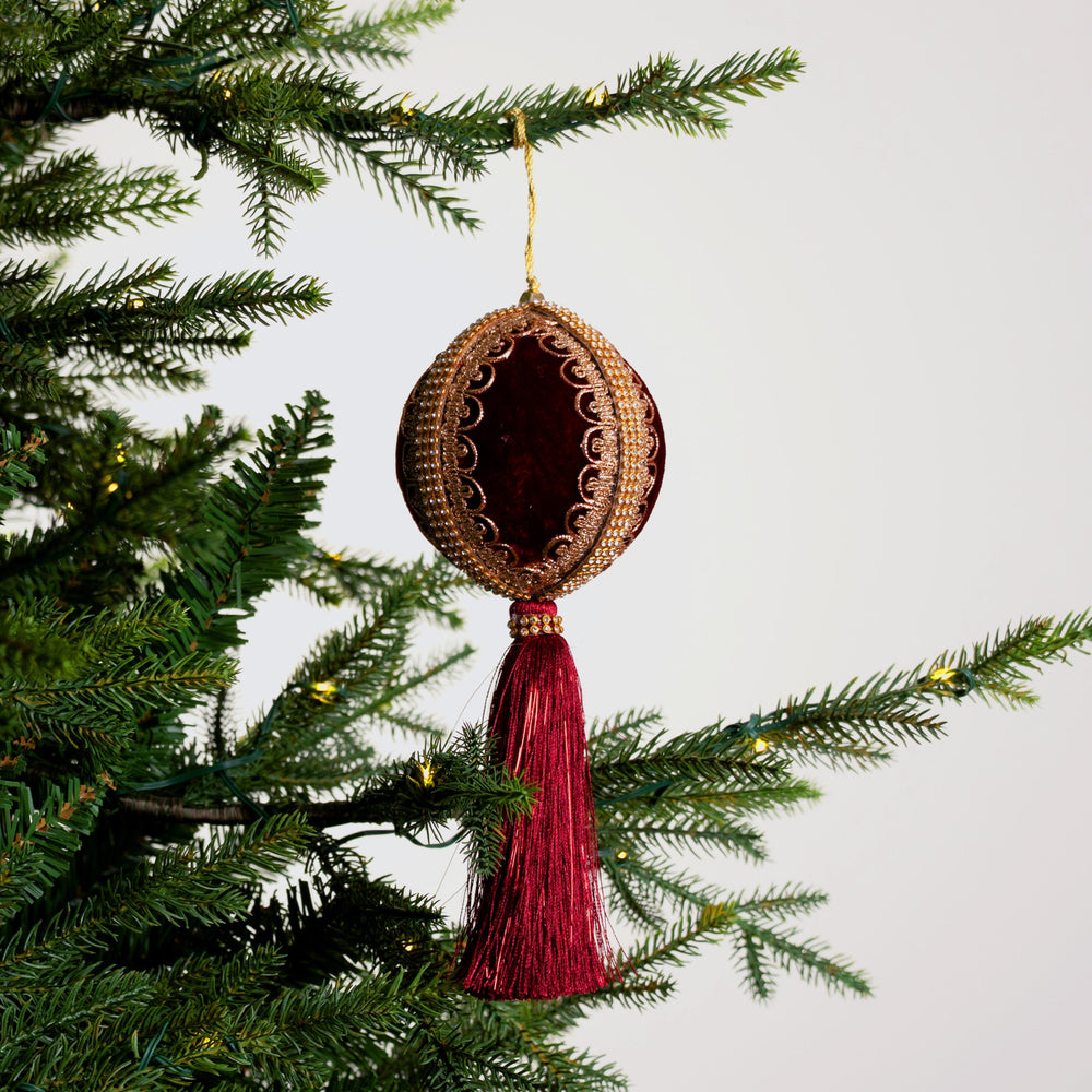 Burgundy Opulence Ornament & Ribbon Bundle