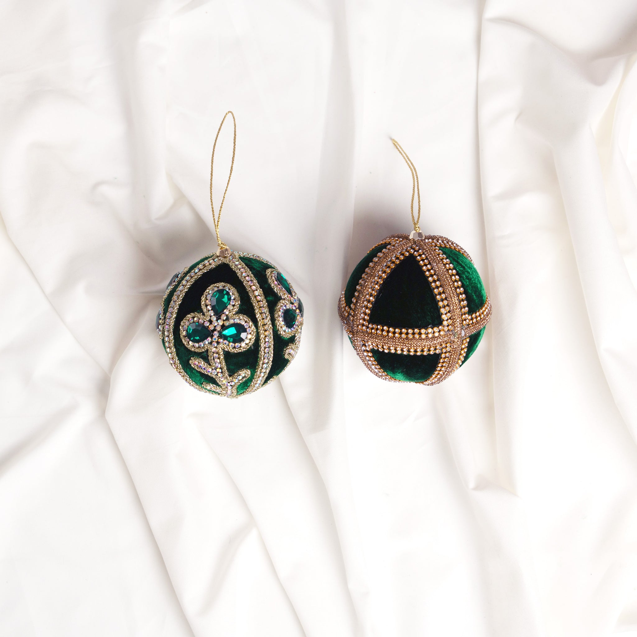 Emerald & Gold Opulence Ornament & Ribbon Bundle
