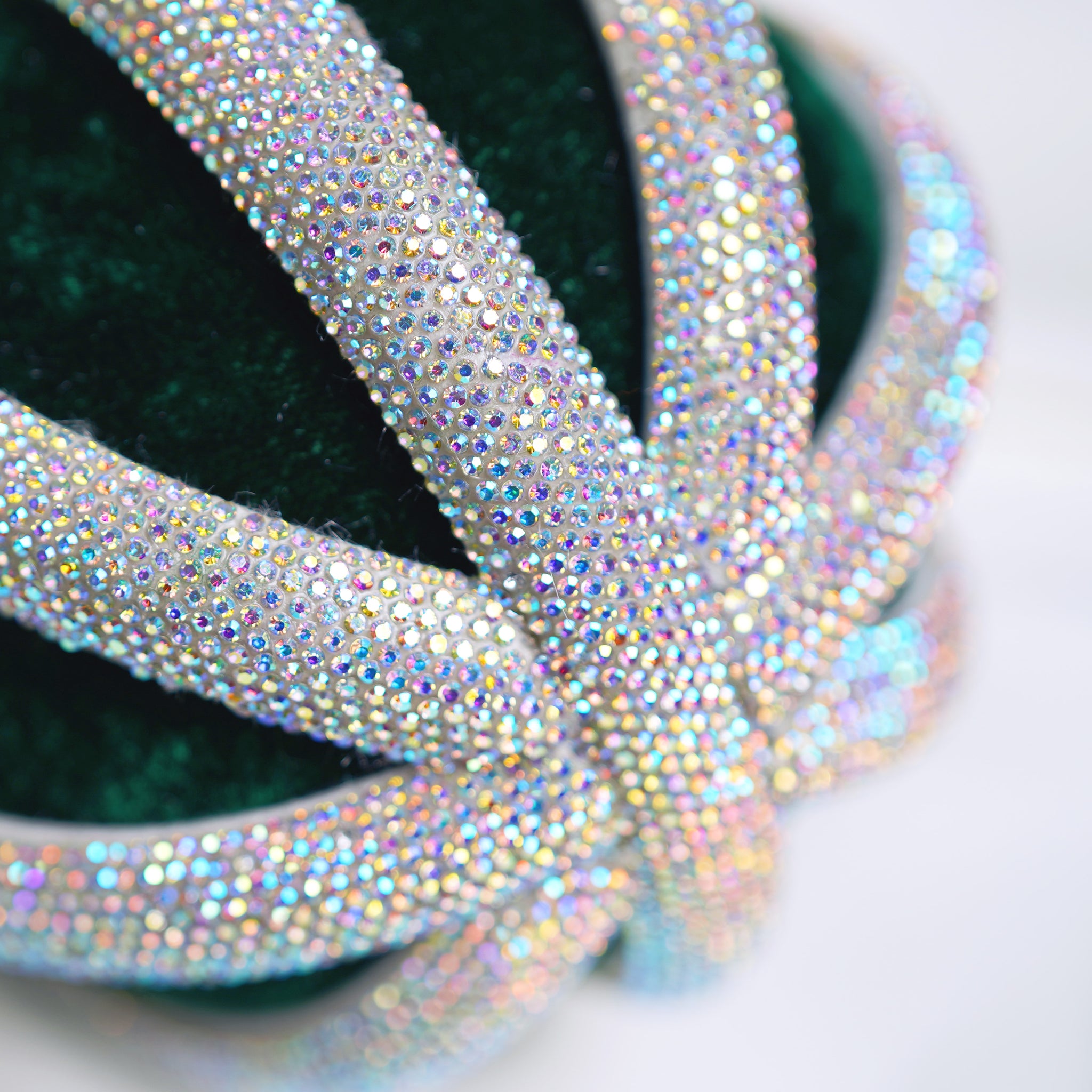 Emerald & Silver Opulence Ornament & Ribbon Bundle