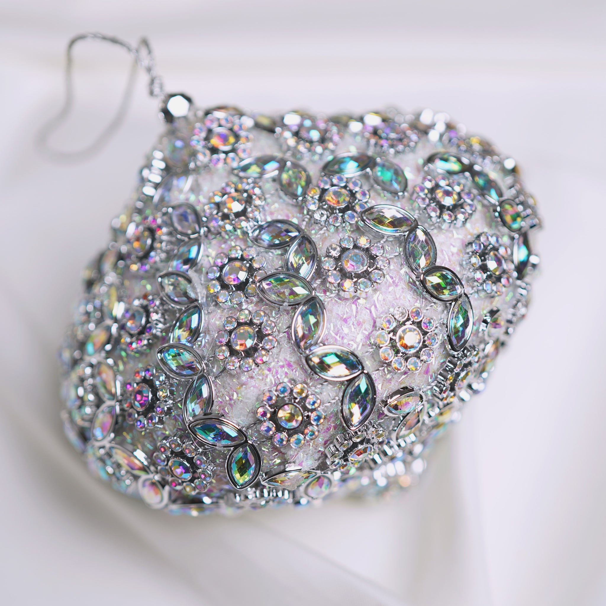 White & Silver Opulence Ornament & Ribbon Bundle